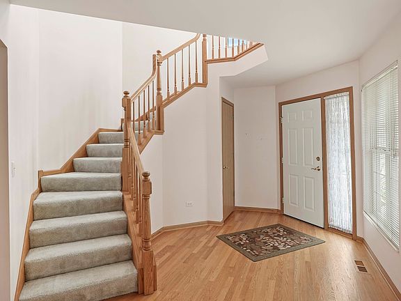 3rd image of 12448 Cheshire Ct
