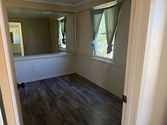 2nd image of 1771 Harrison Ave #1
