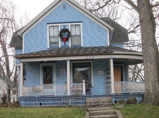 665 Forest Ave, Elgin, IL 60120