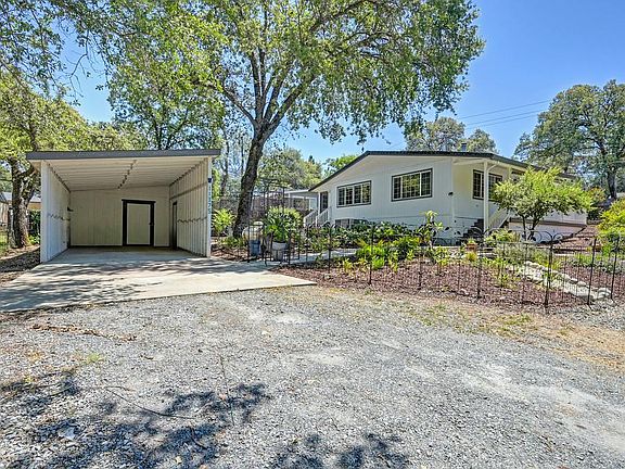 4th image of 11375 Dry Creek Rd