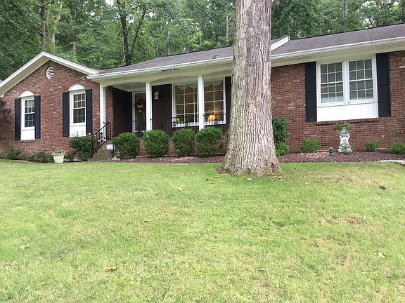 3rd image of 9007 Royal Oak Dr