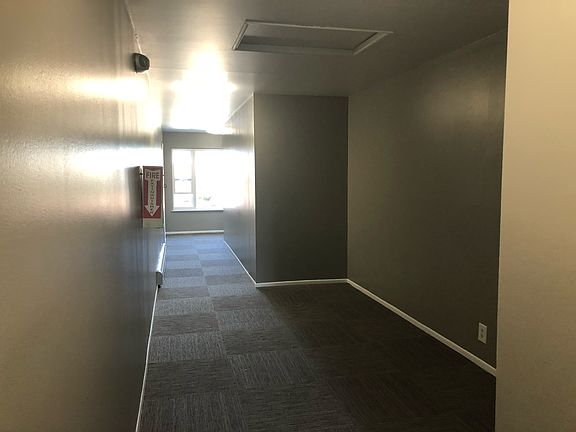 5th image of 2508 Inglis St #1
