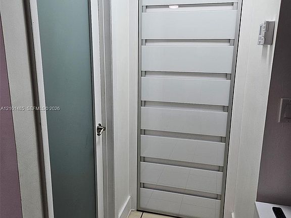5th image of 2348 W 56th St APT 19