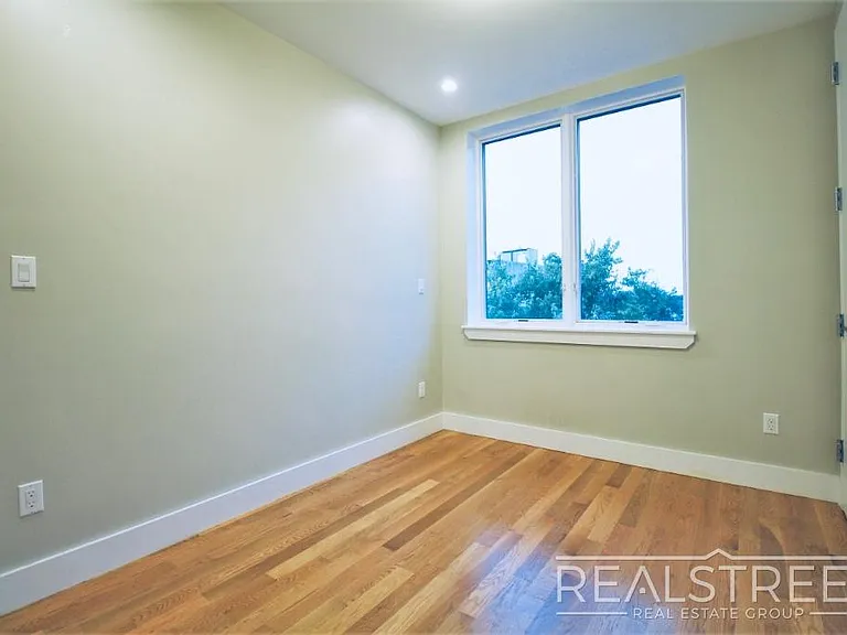 1135 Saint Marks Ave #3B — Photo 5
