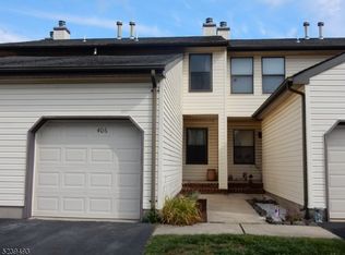406 Willow Ct #406, Flemington, NJ 08822