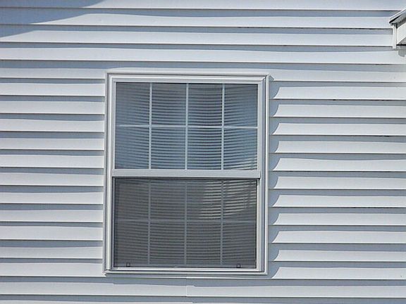 3rd image of 23 Calloway St