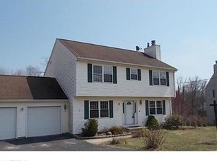 11 Kristen Ct, East Haven, CT 06513