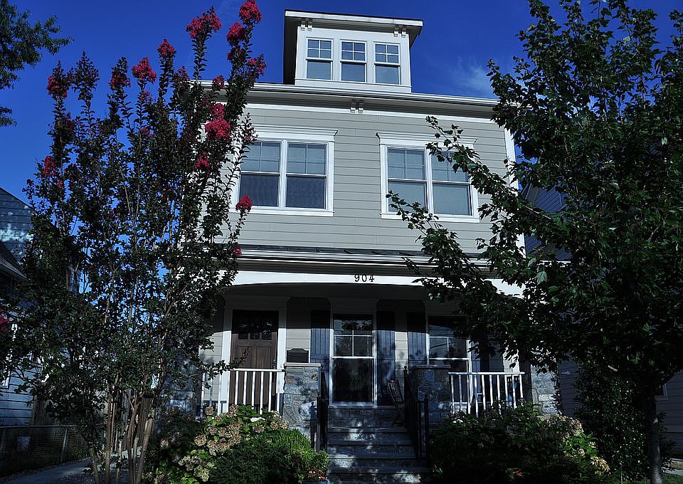 1st image of 904 N Cleveland St