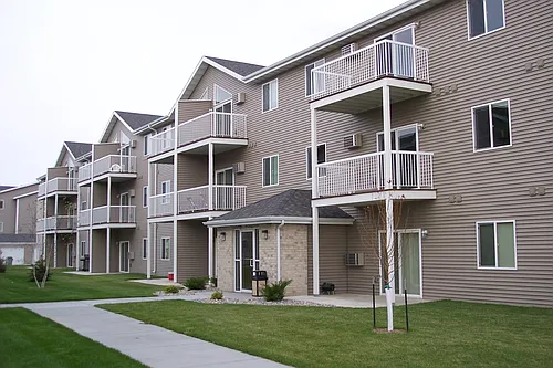 The Summers at Osgood Apartments Photo 1