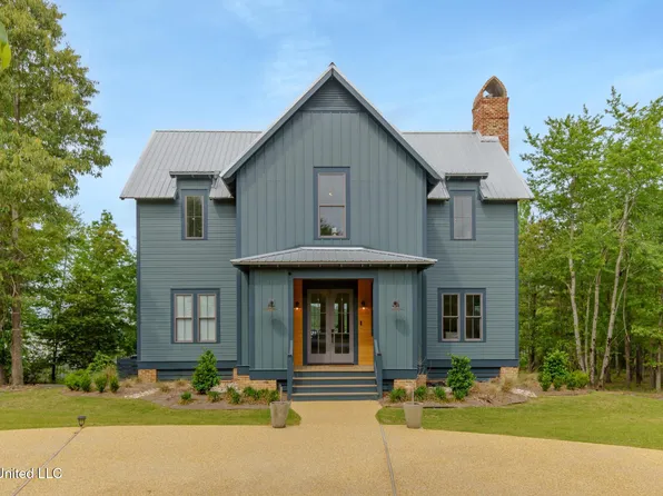 11 Branch Banks N, Lumberton, MS 39455