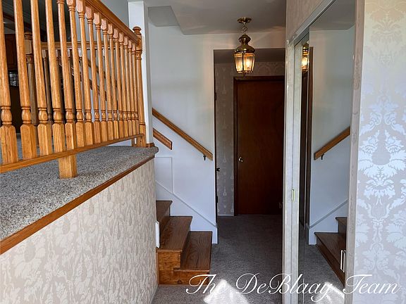 5th image of 3195 Crisfield Dr NE