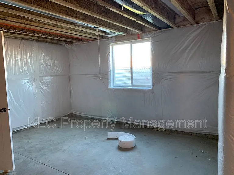780 McIntosh Ct NE — Photo 20
