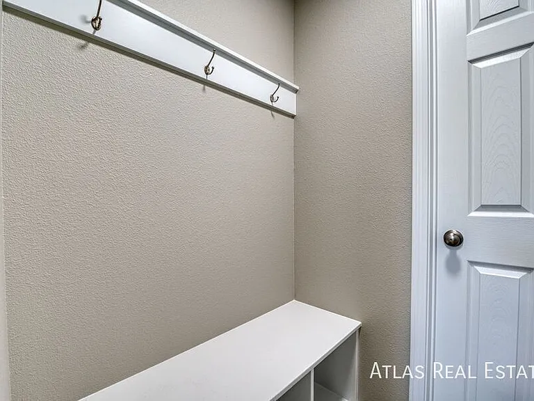 2711 W Balboa Dr — Photo 16