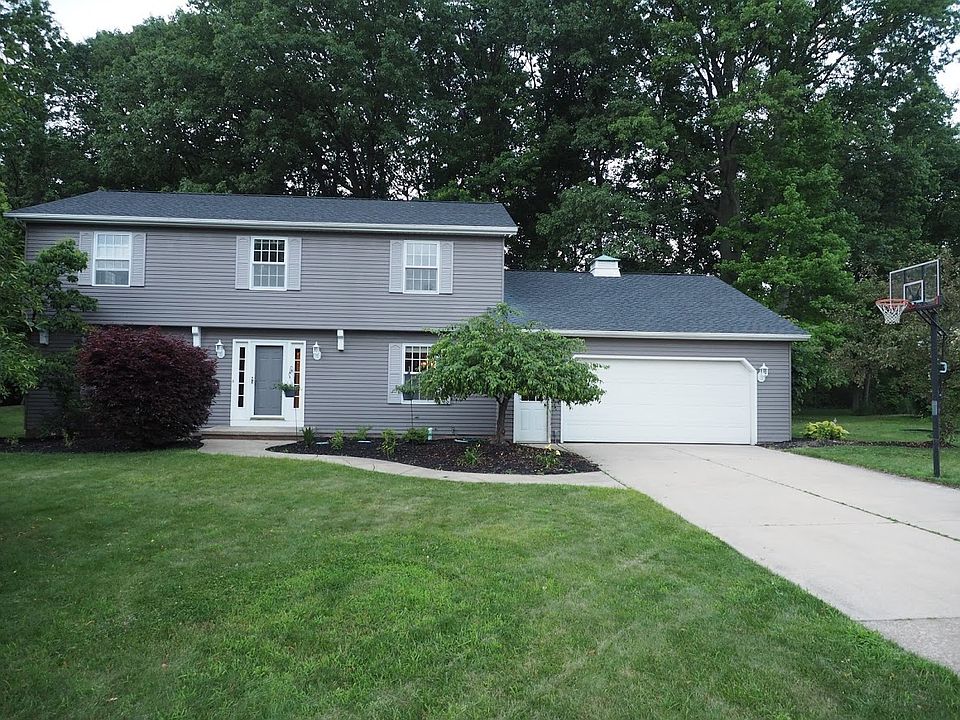1st image of 9591 Yellowwood Dr