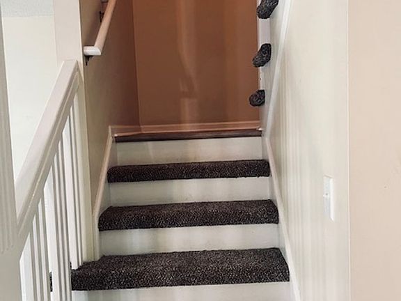 5th image of 861 Royal Grove Ct