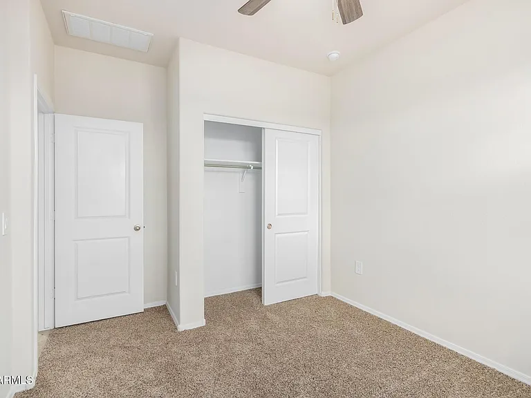 1810 W Pinkley Ave — Photo 27