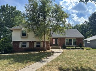 201 W 109th Ter, Kansas City, MO 64114