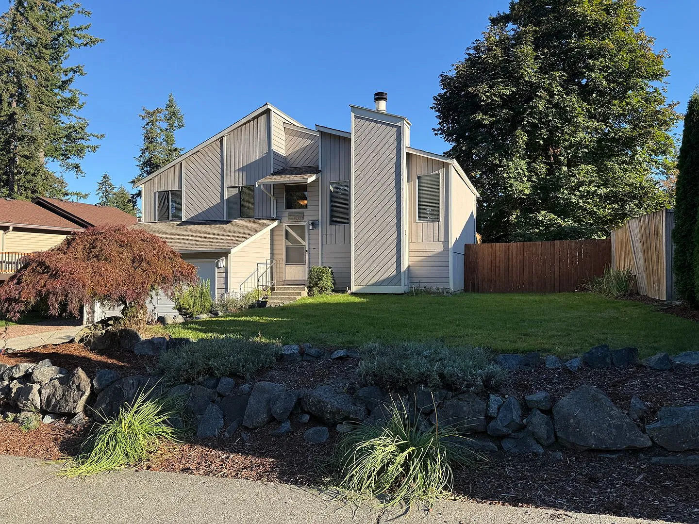 Fairwood Charmer — Photo 2