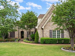 10220 Herons Ridge Dr, Lakeland, TN 38002