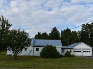 95 Pea Ridge Rd, Lincoln, ME 04457