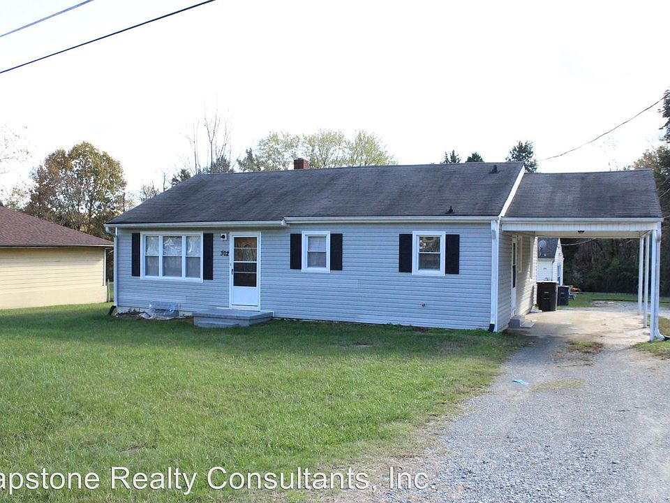 1st image of 302 Huff Cir