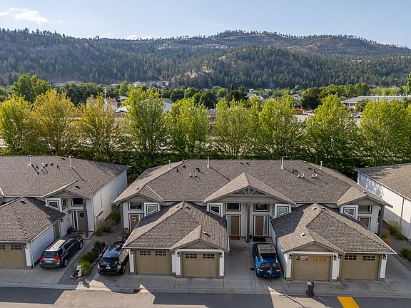 3rd image of 225 Glen Park Dr #20