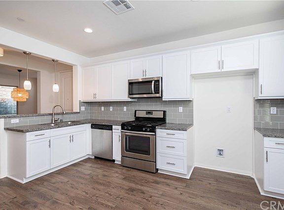 4th image of 11846 Greenbrier Ln