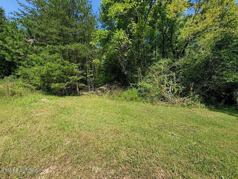 1st image of Black Oak Ridge Rd