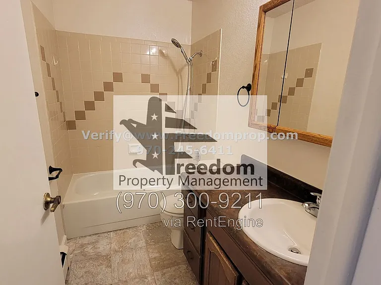 2150 College Pl #21 — Photo 8