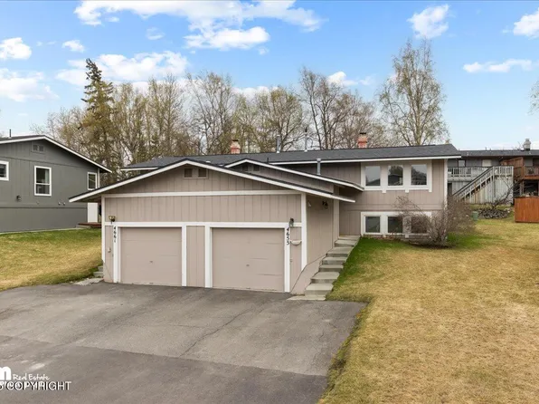 4655 Edinburgh Dr, Anchorage, AK 99502