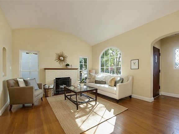 3rd image of 4284 Atlas Ave