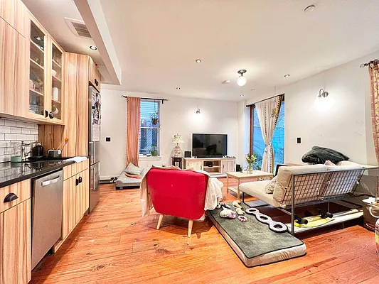 Rented by Doorway NYC, LLC | media 15