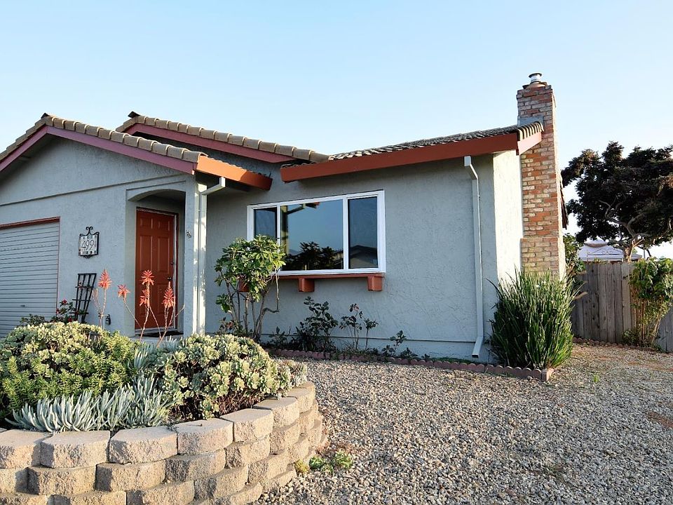 1st image of 499 Vivienne Dr