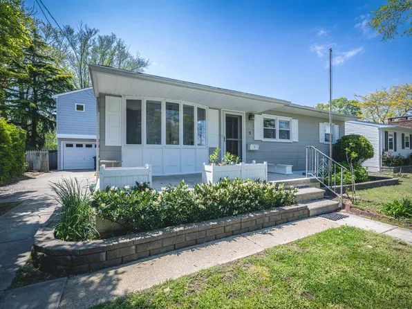 9 Cresse St, Rio Grande, NJ 08242