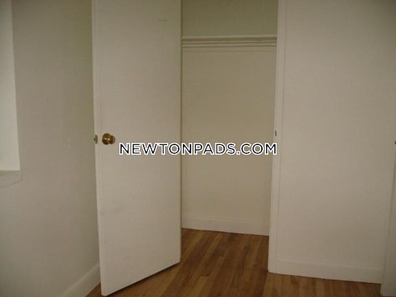 3rd image of 65 Norwood Ave