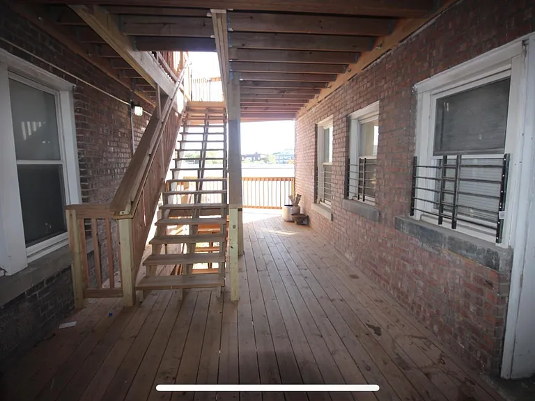 2733 Gillham Rd #3 — Photo 32