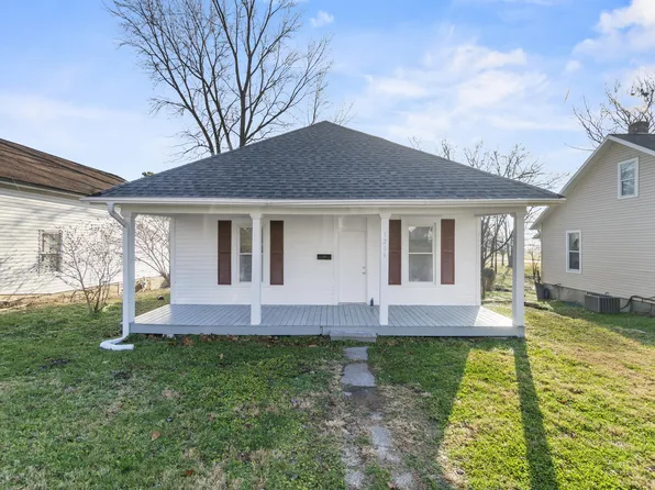 1216 N Spanish St, Cape Girardeau, MO 63701