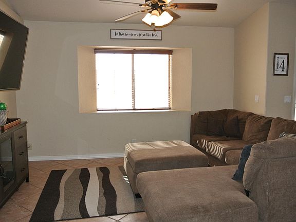 3rd image of 3161 Caravelle Dr
