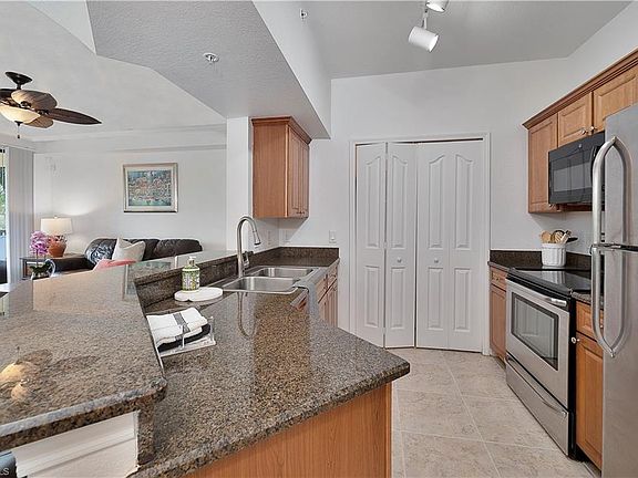 3rd image of 12930 Positano CIR #204