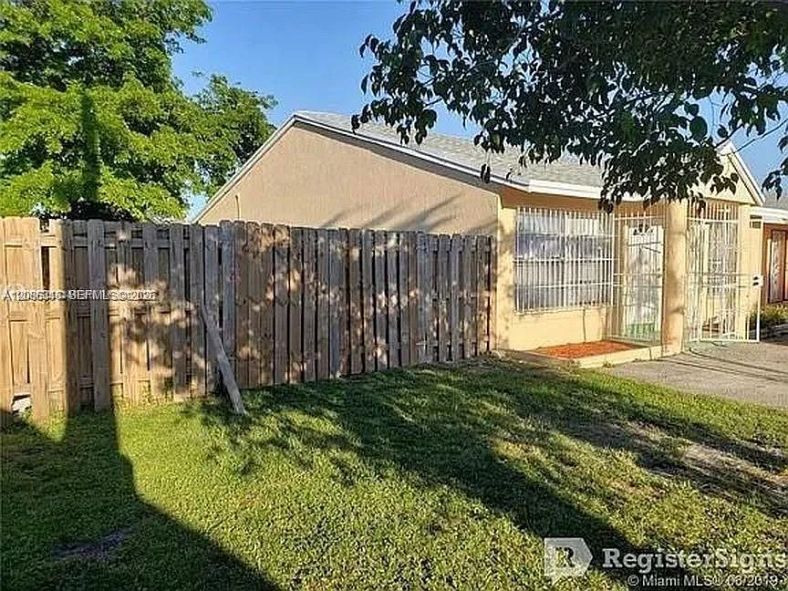 4 bed, 2.0 bath, $3,950 — Photo 1