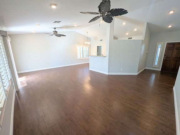 4th image of 20014 N 77th Dr