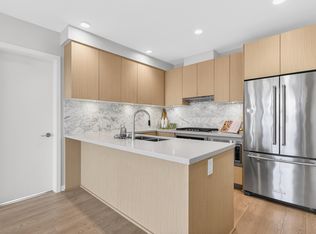 530 Whiting Way #1706, Coquitlam, BC V3J 0J4