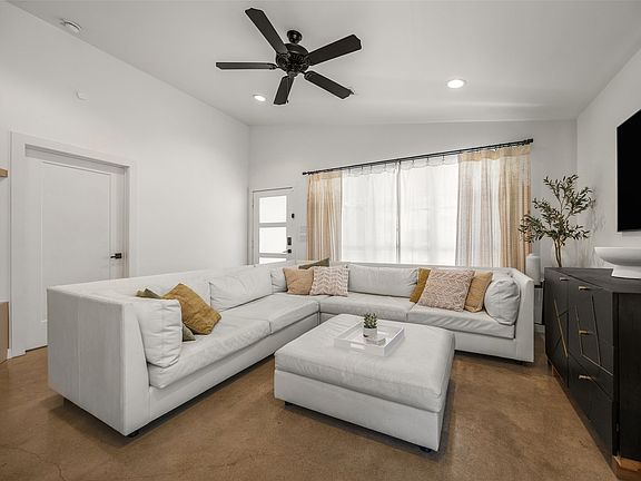 3rd image of 3024 Adolph St