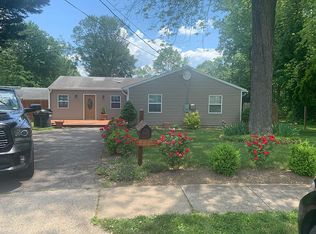 1330 Saxon St, Woodbridge, VA 22191