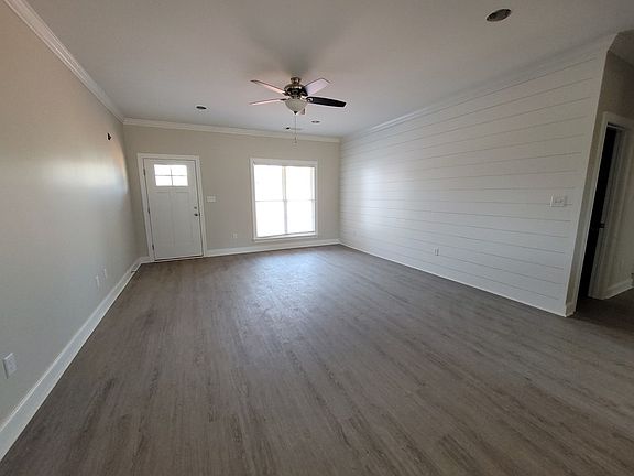3rd image of 205-54 Hollister Dr