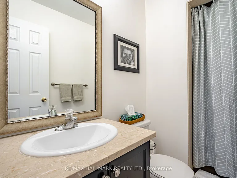 67 Enroutes St — Photo 16