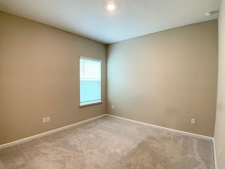 7374 Hilladale Creek Ln — Photo 21