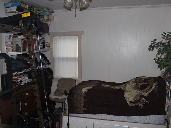2nd image of 2118 E Delta Dr