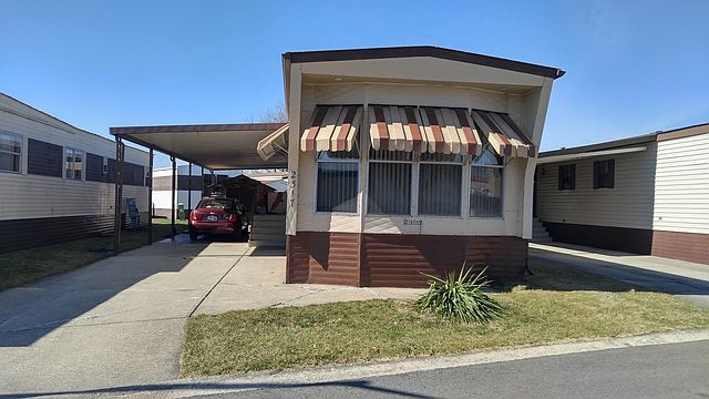 1st image of 8800 S Harlem Ave Trlr 2317
