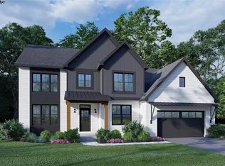 10 Dirienzo Dr, Greece, NY 14468